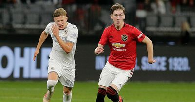 James Garner warned of potential Manchester United backlash if he completes Leeds United switch