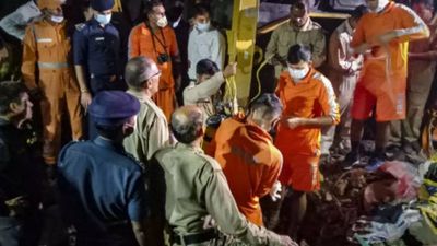 NHRC notice to Delhi govt, police chief over death of four men in sewer line