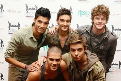 Tom Parker: The Wanted bandmates lead tributes to the singer