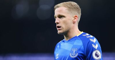 Donny van de Beek's generous offer to Ukrainian refugees stuns Everton teammate