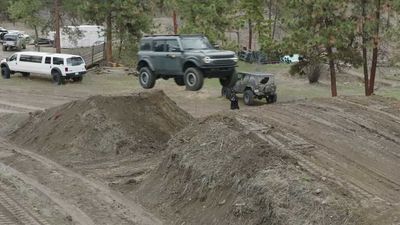See Ford Bronco Badlands Jump 43 Feet Without Breaking A Sweat
