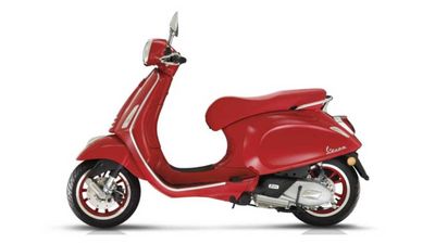 Vespa And (RED) Release New Primavera (RED) 125 In Japan