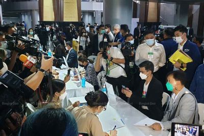 Bangkok governor hopefuls register for election