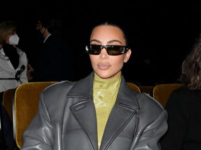 Kim Kardashian apologises for ‘get your f***ing ass up and work’ comments