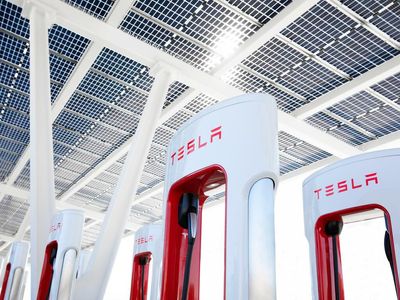 Tesla Said To Be Opening Up Supercharging Network To All EV Owners In UK Soon