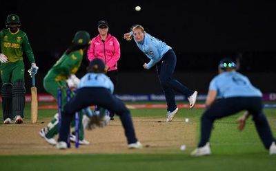 ICC Women’s World Cup | England thrashes South Africa by 137 runs, sets up final against Australia