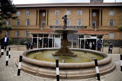 Kenya's Supreme Court blocks president's constitutional amendments