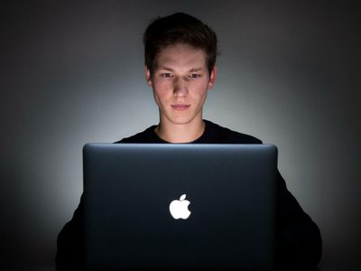 If You Invested $1,000 In Apple Stock At Its Pandemic Low, Here's How Much You'd Have Now