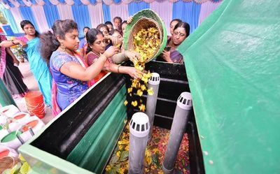 Mandatory in-situ processing of biodegradable waste by bulk generators