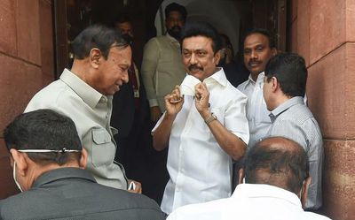 Opposition MPs meet and greet Stalin in Parliament