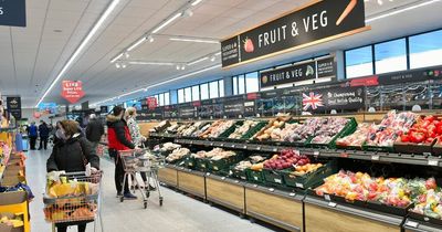 Aldi and Tesco issue warning to shoppers buying their fruit and veg