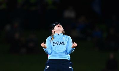 England thrash South Africa to reach Women’s Cricket World Cup final