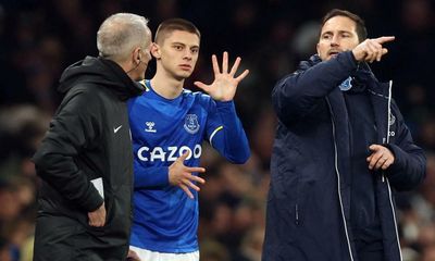 Premier League clubs agree to use of five substitutes from next season