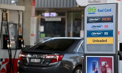Motorists may wait weeks for lower petrol prices as retailers use up old stock