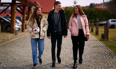 The Guardian view on Ukraine’s refugees: Britain’s grudging welcome