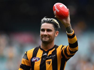 Hawks' Wingard set to face Blues in AFL