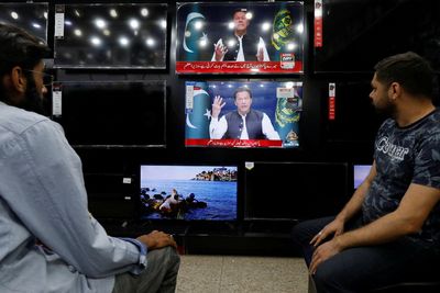 Pakistan PM Imran Khan defiant before no-confidence vote