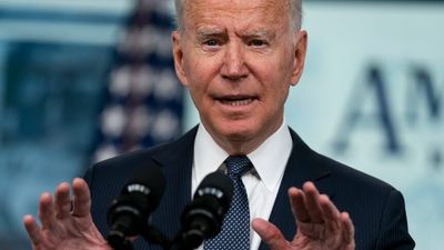 Oil prices sink as Joe Biden announces largest-ever release of emergency US oil supplies, ASX edges lower