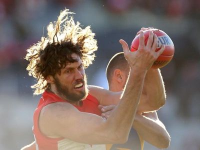 Swans won't blame free kicks for AFL loss