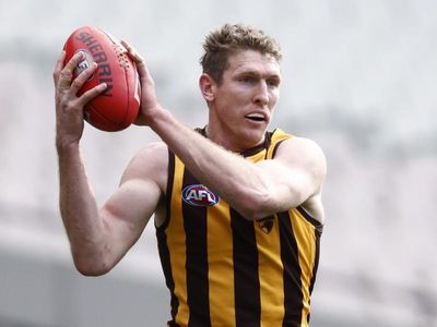 Hawks lose skipper McEvoy to neck injury
