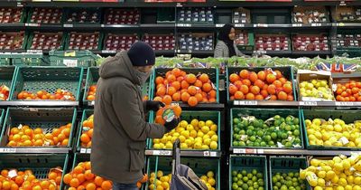 Tesco and Aldi issue urgent warning to customers buying fruit and vegetables
