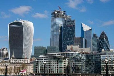 Economic nerves reach City as investors get jitters