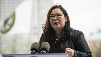 Fact-check: Sen. Tammy Duckworth over-hypes specifics of gender pay gap study