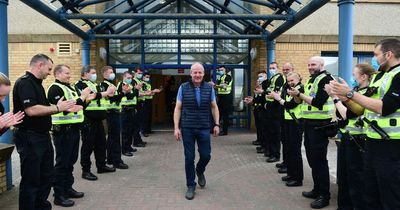 Wishaw police give Kenny guard of honour following retiral from the force