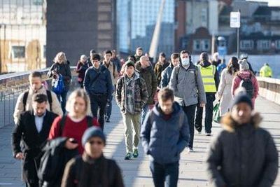 Record 4.9 million people in UK had Covid-19 last week, reveals ONS