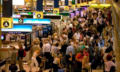 UK holidaymakers brace for delays at airports this Easter