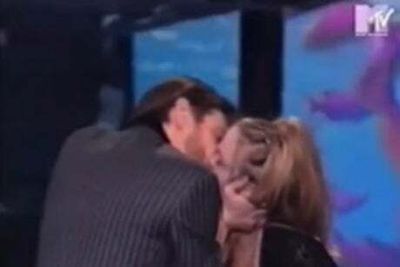 Jim Carrey slammed for ‘forcibly kissing’ Alicia Silverstone in resurfaced video after criticising Will Smith