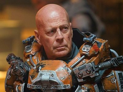 Razzies Rescind Slam At Bruce Willis After Actor Is Diagnosed With Aphasia