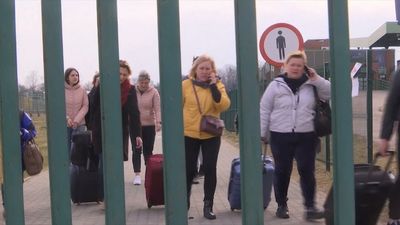 Ukrainian refugee crisis: Women and children at risk from human traffickers