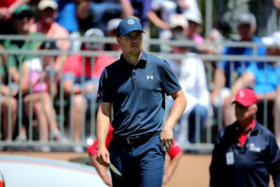 Watch: Jordan Spieth three-putts from two feet at Valero Texas Open to fall near cutline