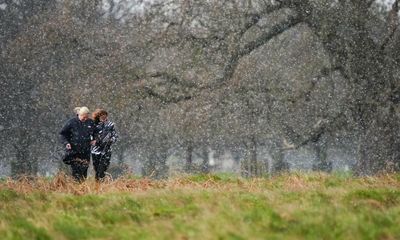 Snow and sleet forecast for east of UK in weekend of wintry weather