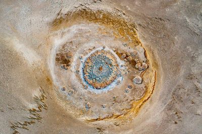 ‘Absolutely amazing’: Lake Eyre dances with colour thanks to big La Niña rains