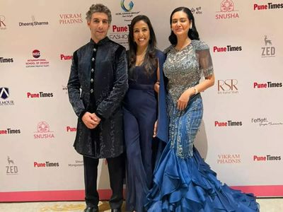 Esha Gupta and Jim Sarbh stun on Day 1 of Pune Times Fashion Week 2022