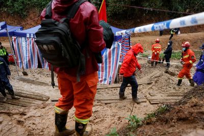 U.S. NTSB helps China download voice record of crashed Boeing jet
