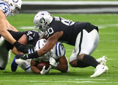 Johnathan Hankins re-signs with Las Vegas Raiders