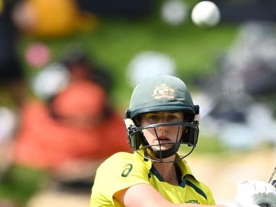 Ellyse Perry on track for World Cup final