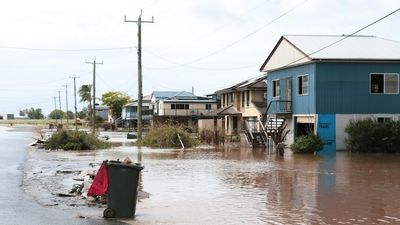 Northern NSW floodwaters recede but it may take longer for some communities to return home