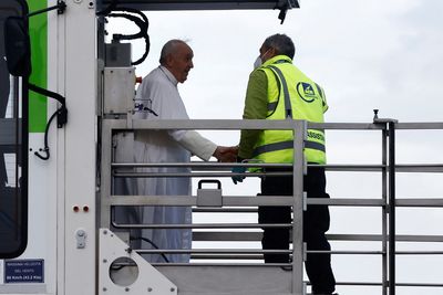 Pope uses elevator to board plane taking him to Malta