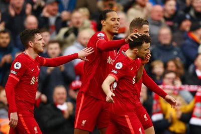 Diogo Jota and Fabinho strike as Liverpool ease past Watford to keep pressure on Man City