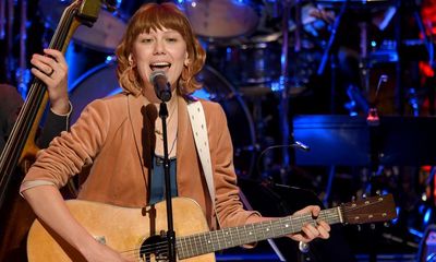 Crooked Tree by Molly Tuttle review – classy bluegrass for modern America