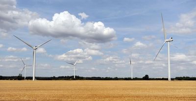 Grant Shapps attacks new onshore wind turbines as ‘eyesore on the hills’, exposing cabinet split