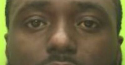'Tinder Swindler' who conned woman out of £157,000 rumbled due to flights error