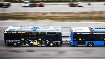 Munich Tests Sono Motors Solar Trailer Hitched To Diesel Bus