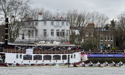 Oxford win men’s Boat Race as Cambridge women triumph – as it happened