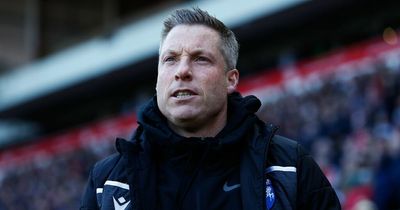 Sunderland's late winner a 'kick in the nuts' says Gillingham manager Neil Harris
