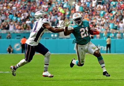 Former Dolphins RB Frank Gore to officially retire with 49ers